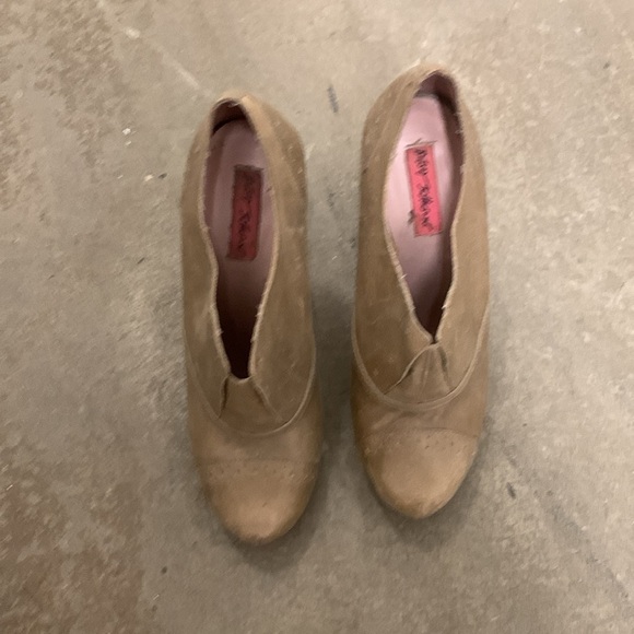 Betsey Johnson Tan Heeled Booties - Picture 2 of 6